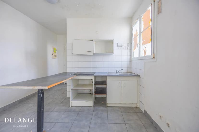 Aubervilliers – T2 33 m² – À rénover