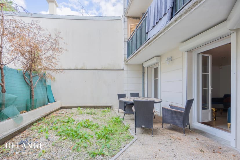 Saint-Maurice – Appartement 4 pièces 75 m² + Terrasse 25 m²