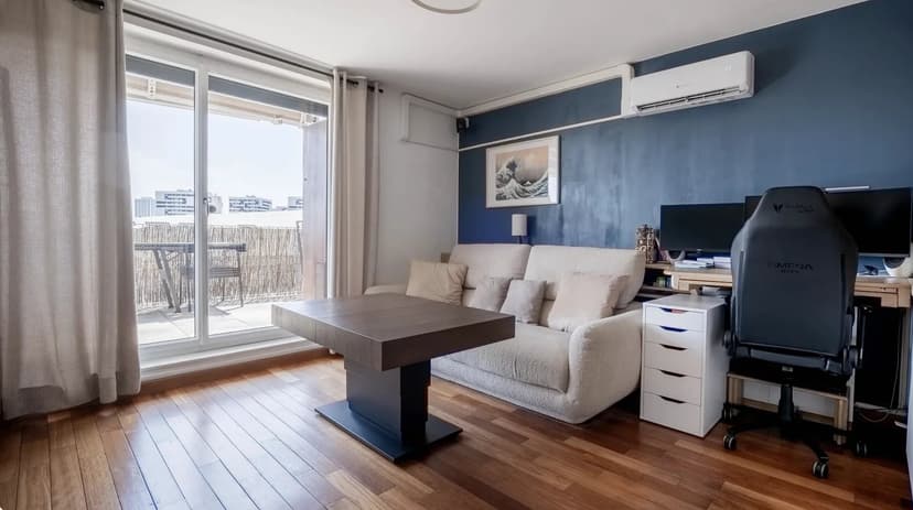 Porte de la Villette - 2 pièces 44 m² avec terrasse